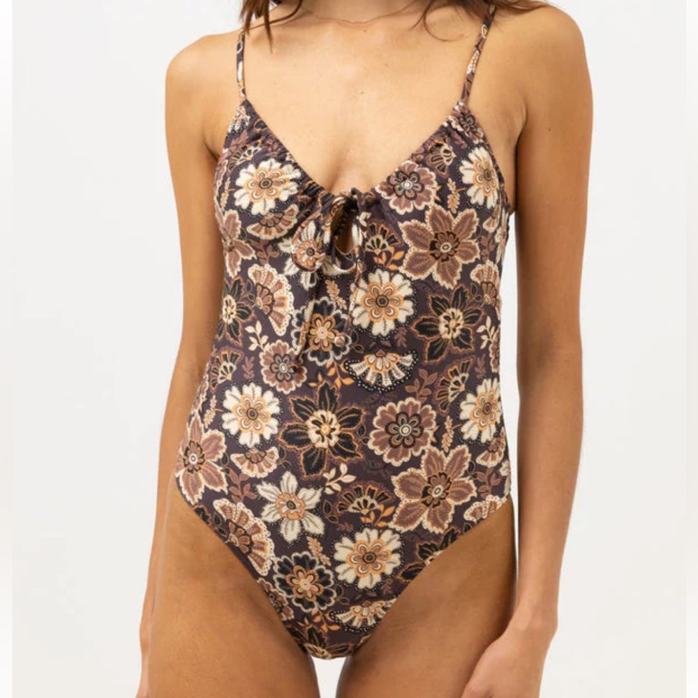 Rhythm cantabria floral one piece USA size large